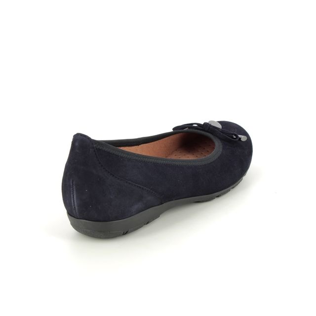 Gabor 34.164.17 Ring Navy Suede Pump