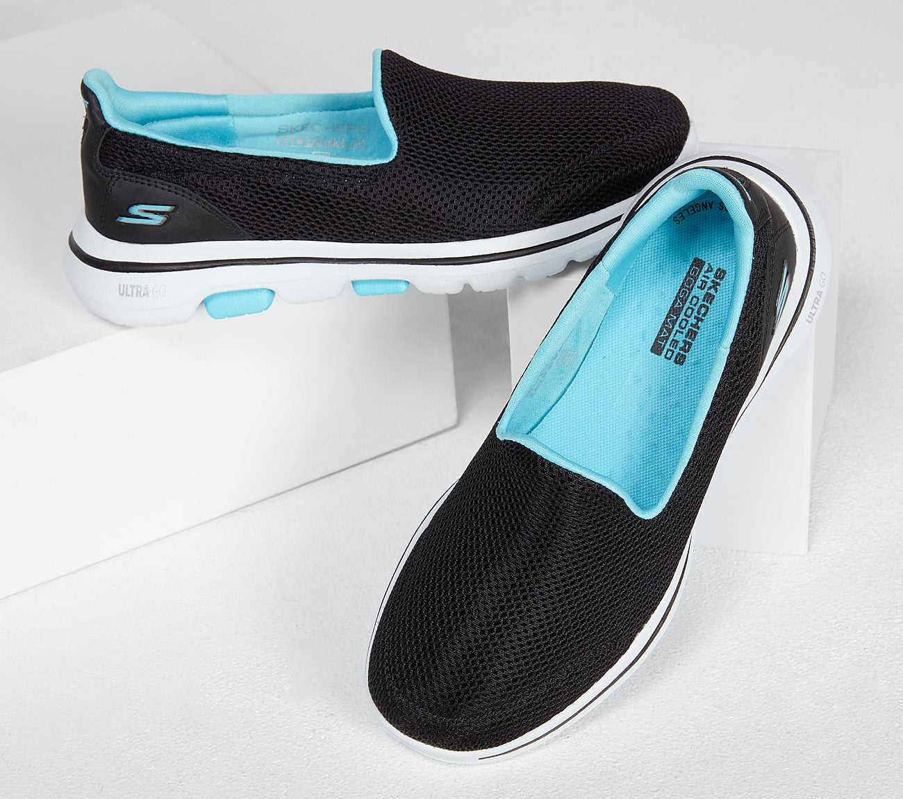 Skechers Ladies Go Walk Fantasy Black/Turquoise Trainers 124038
