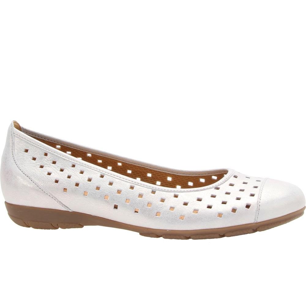 Gabor 24.169.21 Ruffle White Casual Shoes