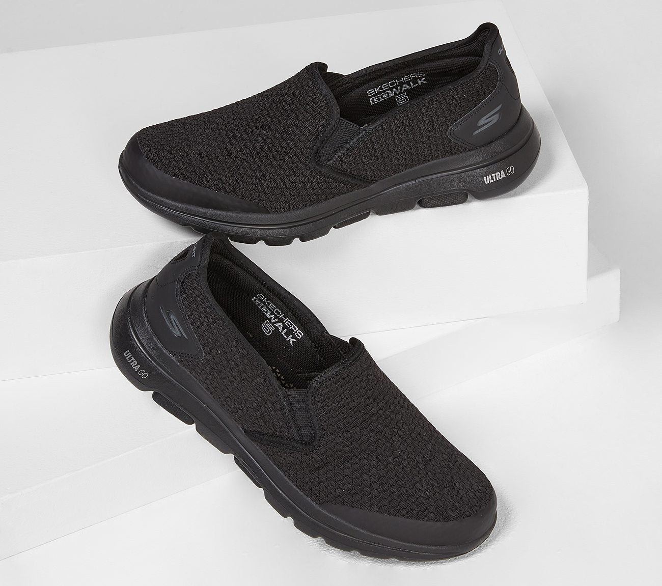 Skechers Mens GOwalk 5 Apprize Black Slip On Trainers 55510