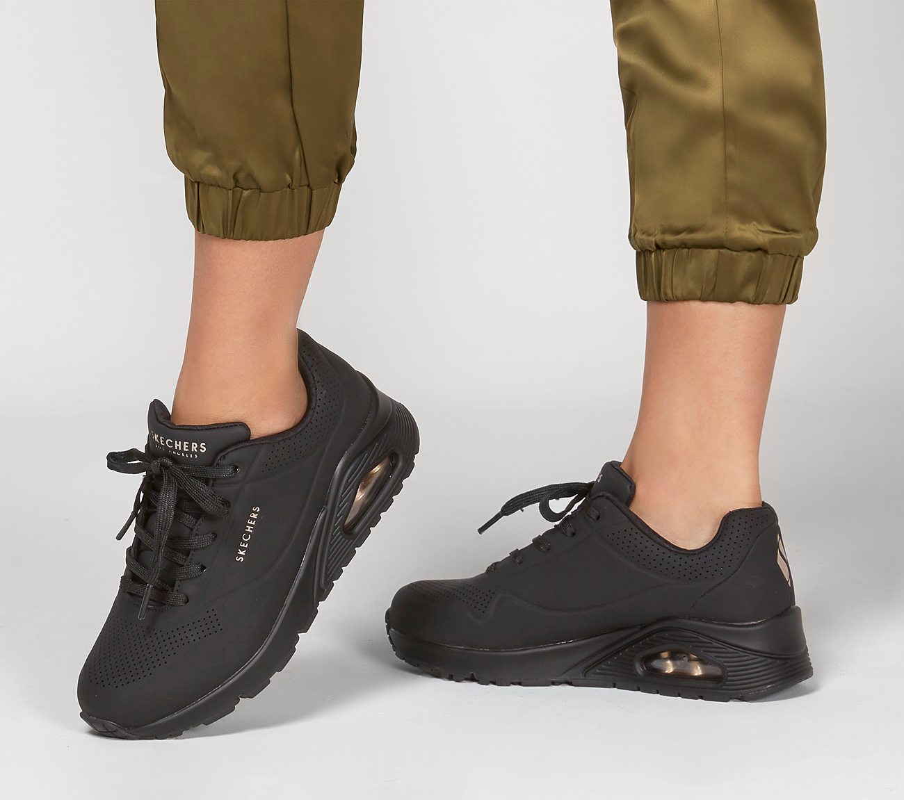 Skechers 73690 Street Uno Stand on Air Black Trainers