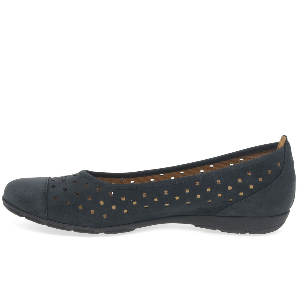 Gabor 64.169.16 Ladies Ruffle Navy  Pump
