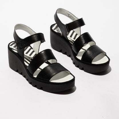 Fly London P501575001 Mousse Black Sandal
