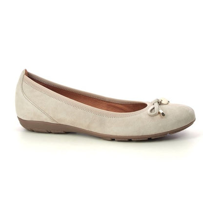 Gabor 04.164.17 Ladies Ring Oak Suede Pump