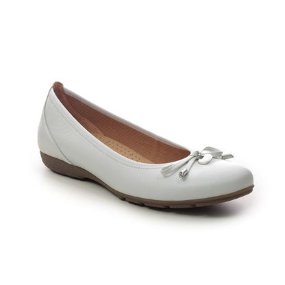 Gabor 04.164.21 Ladies Ring White Leather Pump