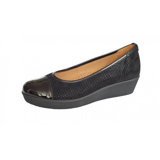 Gabor Ladies Orient Black Patent Pump Shoes 36.471.67
