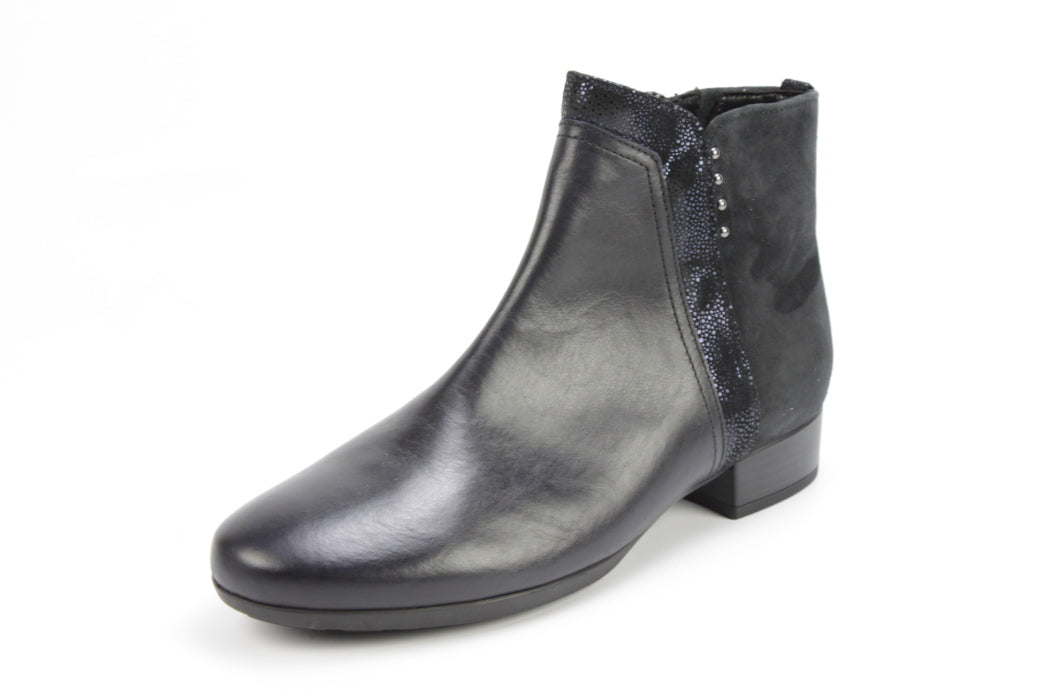 GABOR ANKLE BOOT NAVY 92.712.56