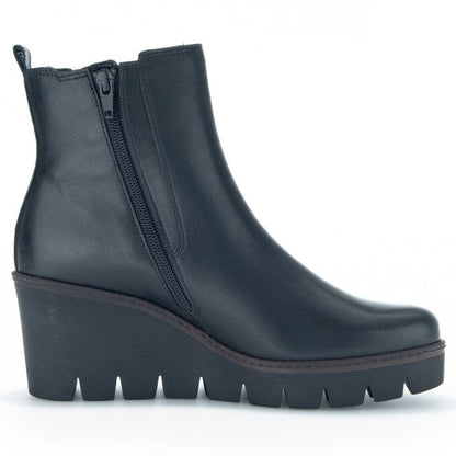 Gabor 94.781.27  Ubique Chunky Wedge Heel Ankle Boots